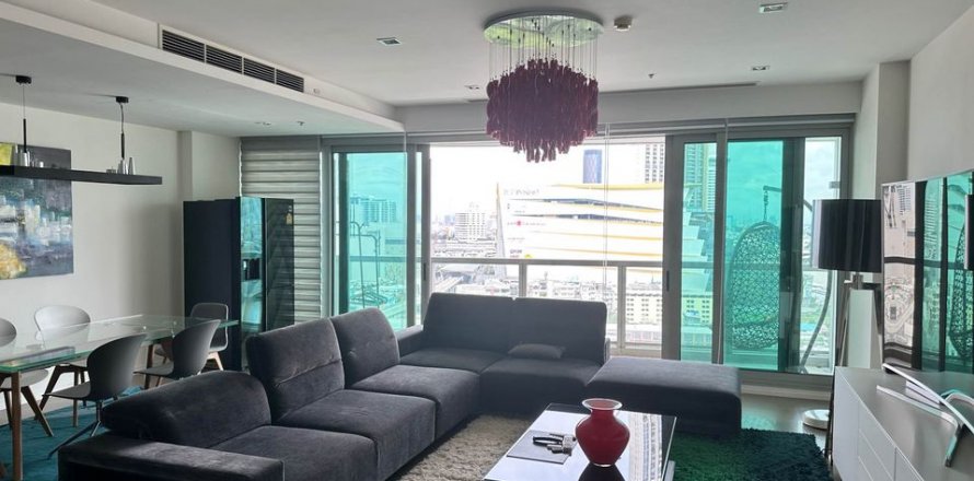 Condominio de 3 dormitorios en Sathon, Bangkok, Tailandia № 143264