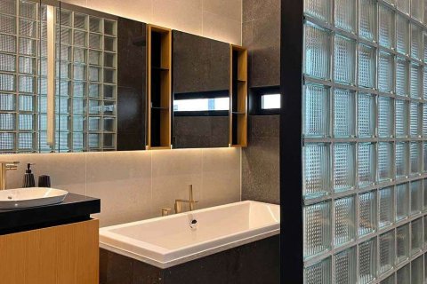 Condominio de 3 dormitorios en Bangkok, Tailandia № 104528 - foto 10