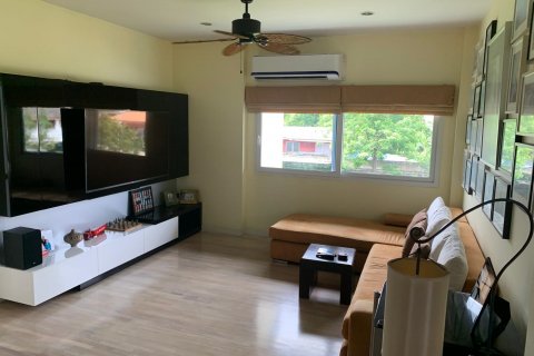 Casa de 4 dormitorios en Bangkok, Tailandia № 104526 - foto 12