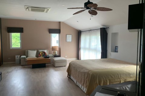 Casa de 4 dormitorios en Bangkok, Tailandia № 104526 - foto 8