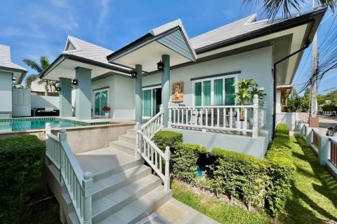 Casa de 4 dormitorios en Pattaya, Tailandia № 144462 - foto 7