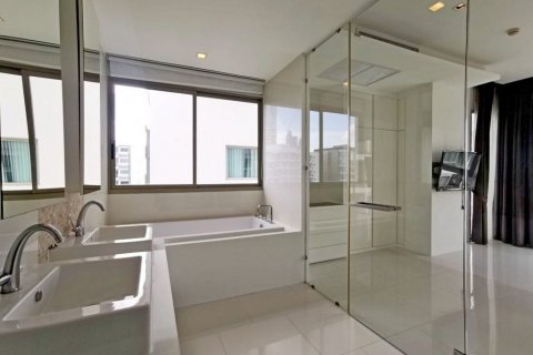 Condominio de 2 dormitorios en Pattaya, Tailandia № 144458 - foto 8