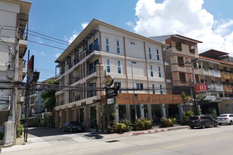 Local comercial 384 m2 en Pattaya, Tailandia № 144459 - foto 4