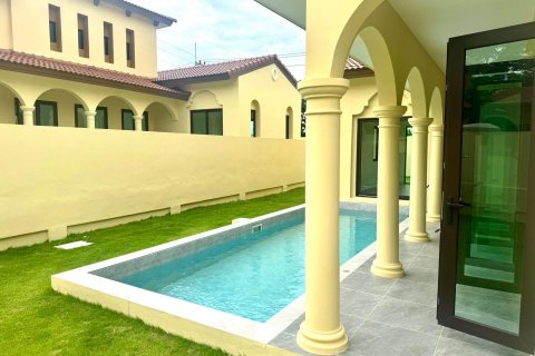 Casa de 3 dormitorios en Chon Buri, Tailandia № 144463 - foto 13