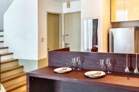 Dúplex de 1 dormitorio en Bangkok, Tailandia № 125812 - foto 5