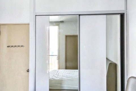 Dúplex de 1 dormitorio en Bangkok, Tailandia № 125812 - foto 8
