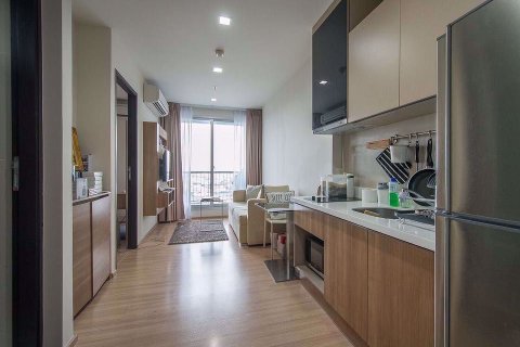 Off-Plan Rhythm Sathorn - Narathiwas in Bangkok, Thailand № 36312 - Foto 3