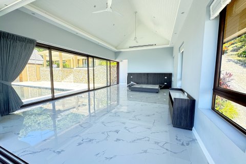 Casa de 5 dormitorios en Ko Samui, Tailandia № 111012 - foto 10