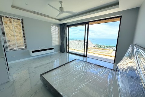 Casa de 5 dormitorios en Ko Samui, Tailandia № 111012 - foto 17