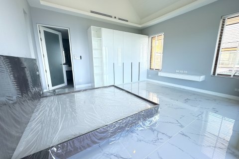 Casa de 5 dormitorios en Ko Samui, Tailandia № 111012 - foto 14