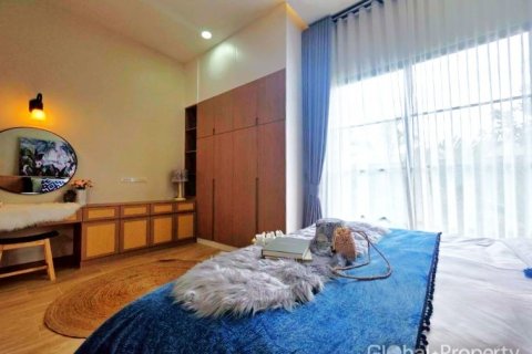 Casa de 3 dormitorios en Pattaya, Tailandia № 132299 - foto 12
