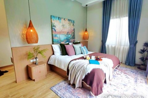 Casa de 3 dormitorios en Pattaya, Tailandia № 132299 - foto 14