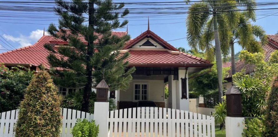 Chalet de 3 dormitorios en Kathu, Tailandia № 125996