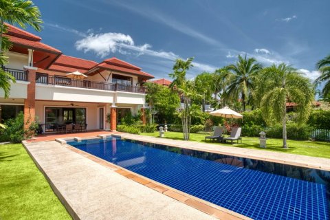 Chalet de 4 dormitorios en Phuket, Tailandia № 125999 - foto 2