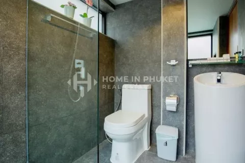 Casa de 3 dormitorios en Kamala, Tailandia № 131459 - foto 23
