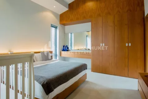 Casa de 3 dormitorios en Kamala, Tailandia № 131459 - foto 12
