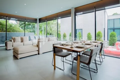 Casa de 3 dormitorios en Kamala, Tailandia № 131459 - foto 5