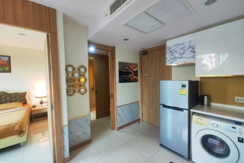 Condominio de 1 dormitorio en Pattaya, Tailandia № 123569 - foto 11