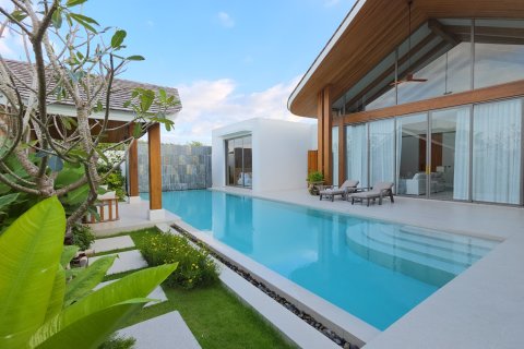 Chalet de 4 dormitorios en Bang Tao, Tailandia № 70945 - foto 4