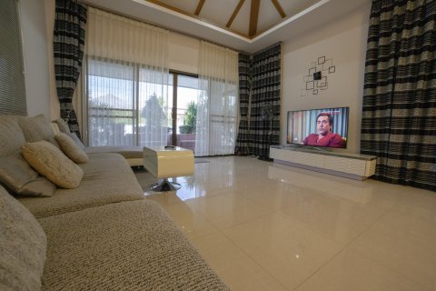 Casa de 3 dormitorios en Pattaya, Tailandia № 101293 - foto 3