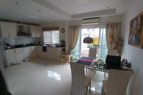 Casa de 3 dormitorios en Pattaya, Tailandia № 101296 - foto 3