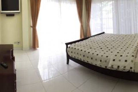 Casa de 3 dormitorios en Pattaya, Tailandia № 101297 - foto 6