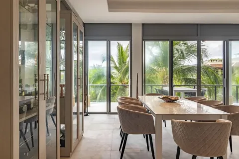 Condo à Bang Tao, Thaïlande, 3 chambres № 125608 - photo 8