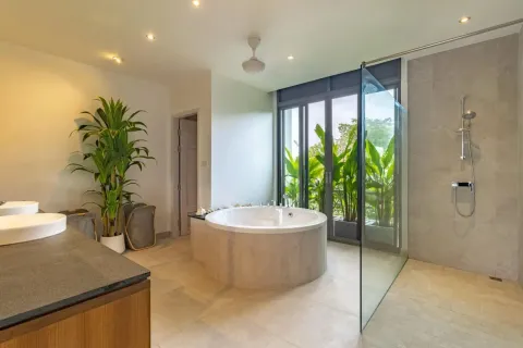 Condo à Bang Tao, Thaïlande, 3 chambres № 125608 - photo 19