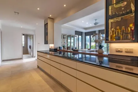 Condo à Bang Tao, Thaïlande, 3 chambres № 125608 - photo 13