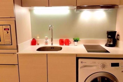 Condominio de 1 dormitorio en Watthana, Bangkok, Tailandia № 101552 - foto 4