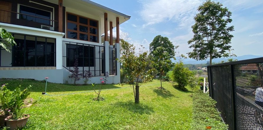 Casa de 3 dormitorios en Chiang Mai, Tailandia № 126172
