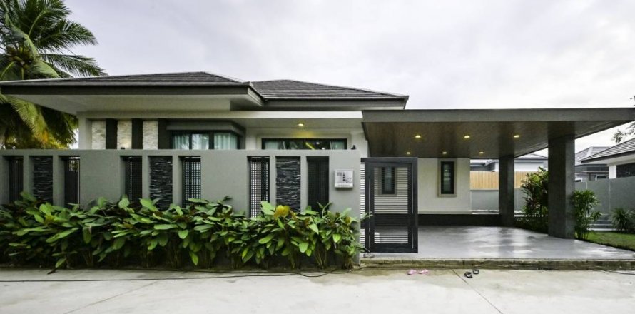 Chalet de 3 dormitorios en Pattaya, Tailandia № 121036