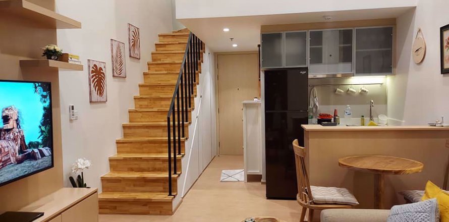 Duplex in MARU EKKAMAI 2, Bangkok, Thailand 1 bedroom № 101845