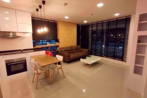 Condominio de 2 dormitorios en Bangkok, Tailandia en Aspire Rama 9  № 101843