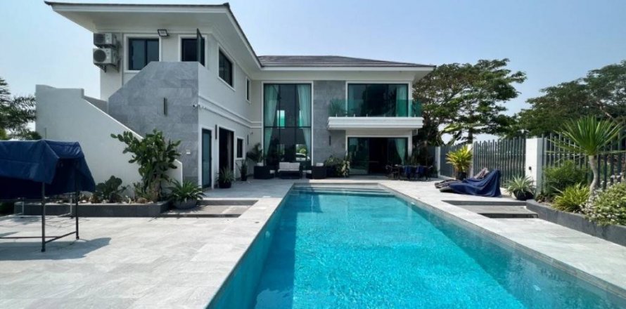 Chalet de 5 dormitorios en Hua Hin, Tailandia № 124577