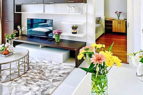 Eigentumswohnung in Bangkok, Thailand, 1 Schlafzimmer  № 124578 - Foto 6