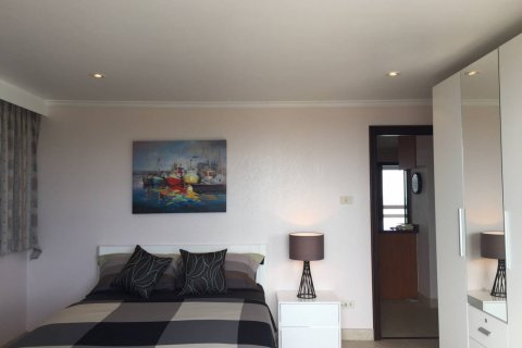 Apartamento de 3 dormitorios en Jomtien Beach, Pattaya, Tailandia № 101312 - foto 17