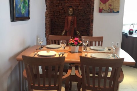 Apartamento de 3 dormitorios en Jomtien Beach, Pattaya, Tailandia № 101312 - foto 11