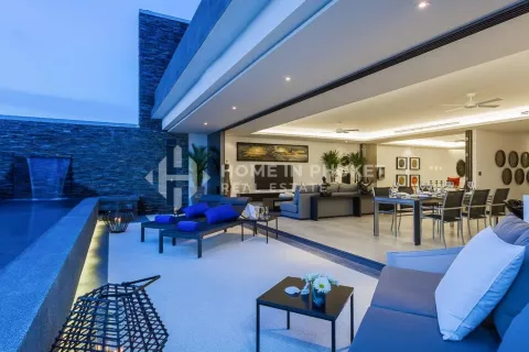 Condominio de 2 dormitorios en Phuket, Tailandia № 131140 - foto 5