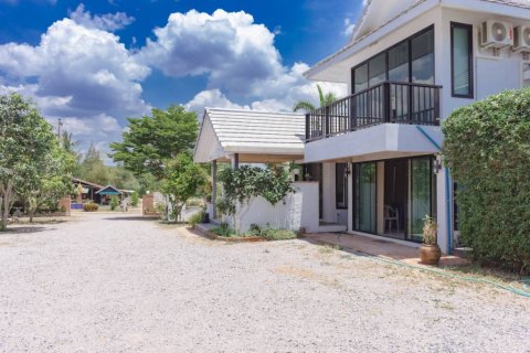 Casa de 3 dormitorios en Hua Hin, Tailandia № 125937 - foto 3