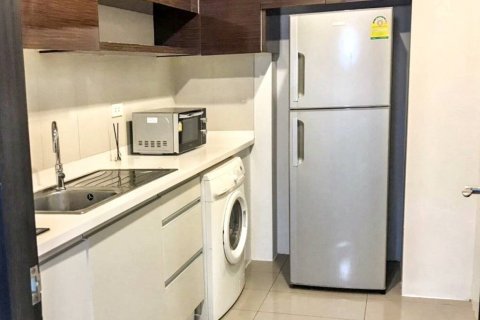 Condominio de 2 dormitorios en Bangkok, Tailandia № 133041 - foto 3