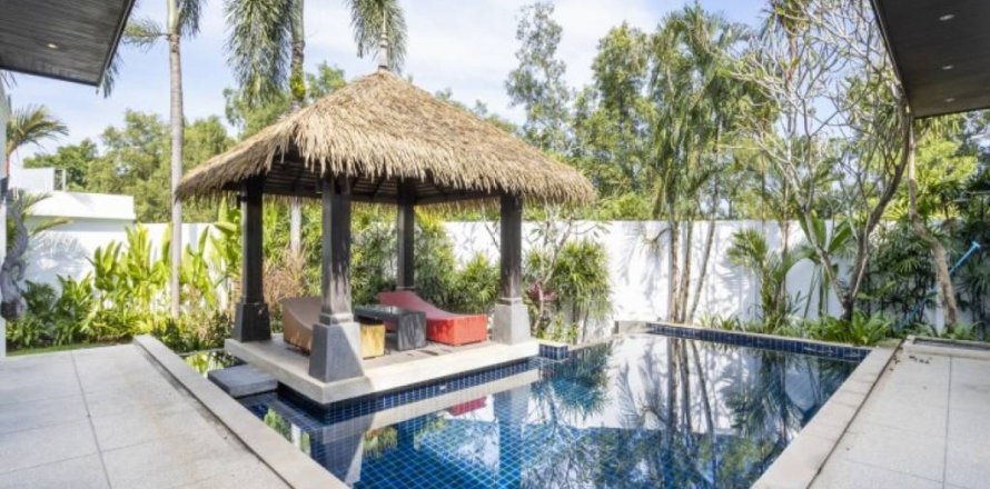 Villa in Phuket, Thailand 3 bedrooms № 133036