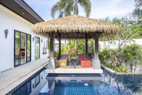 Villa in Phuket, Thailand 3 bedrooms № 133036 - photo 2