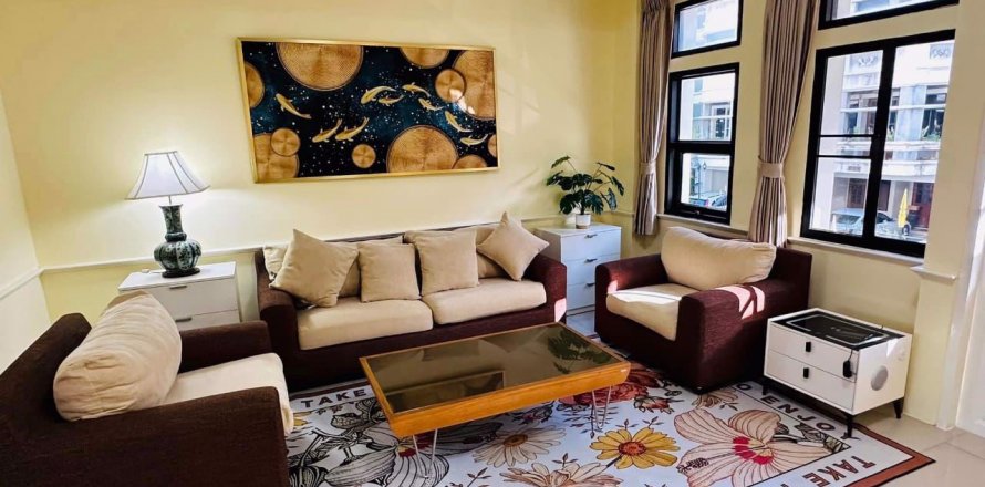 Casa de 4 dormitorios en Watthana, Bangkok, Tailandia № 83904
