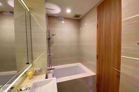 Condominio de 1 dormitorio en Watthana, Bangkok, Tailandia № 83905 - foto 12