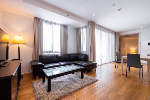 Condominio de 1 dormitorio en Bang Rak, Bangkok, Tailandia № 83902 - foto 3