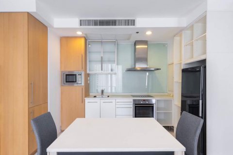 Condominio de 1 dormitorio en Bang Rak, Bangkok, Tailandia № 83902 - foto 11