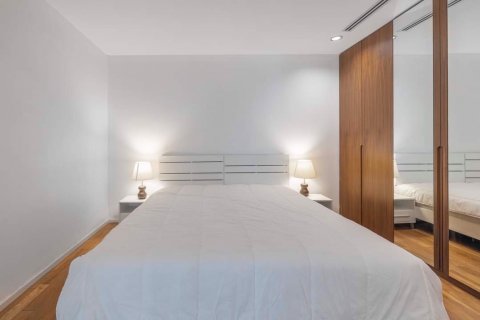 Condominio de 1 dormitorio en Bang Rak, Bangkok, Tailandia № 83902 - foto 18