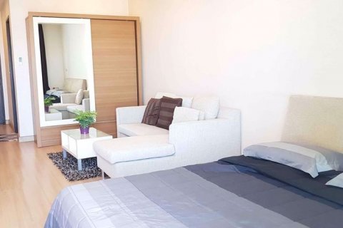 Studio in the Condo in Watthana, Bangkok, Thailand  № 83906 - Foto 3