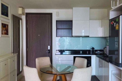 Condominio de 2 dormitorios en Din Daeng, Bangkok, Tailandia № 83900 - foto 4